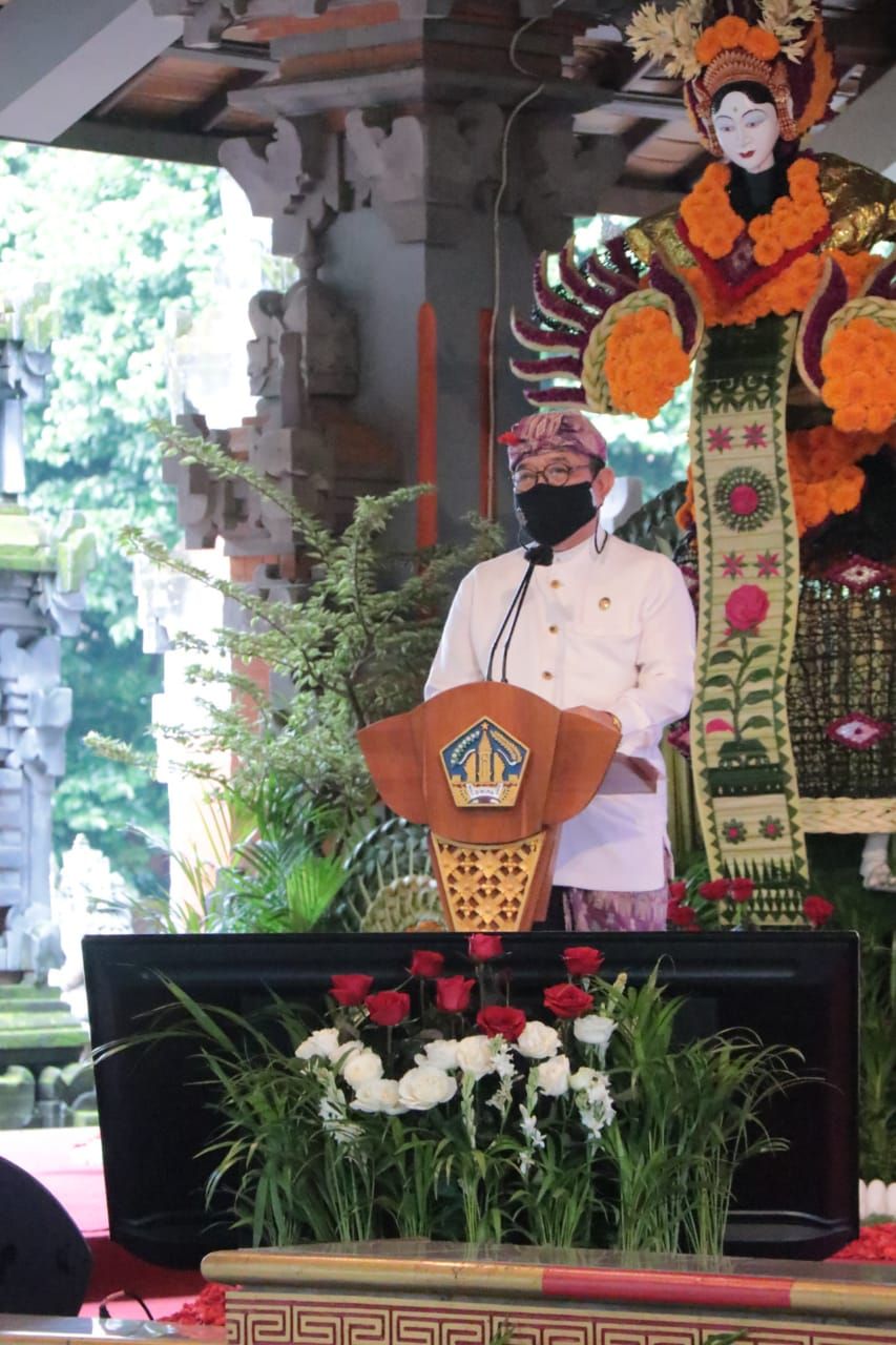 podiumnews.com-Wagub Bali Harap Pers Bangkitkan Optmisme Masyarakat Lewat Pemberitaan Positif